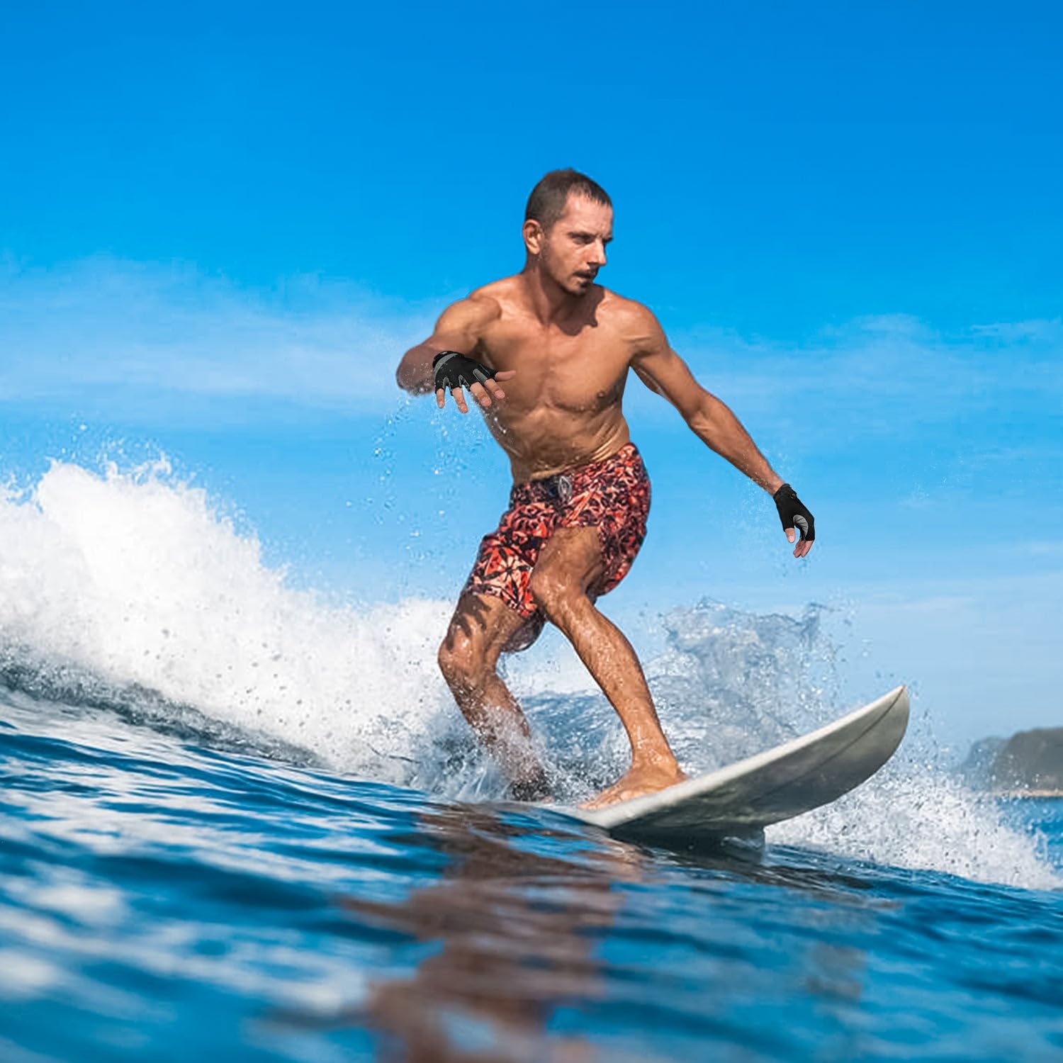 FitsT4 Sports Half Finger Padded Palm Gloves for Diving, Sailing, Jet Skiing, Stand-UP Boarding, Kayaking and Water Skiing, Suitable for Men&Women&Youth - Image 5